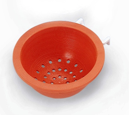 Nobby hnízdo plastové červené s držákem 10cm 1 balení